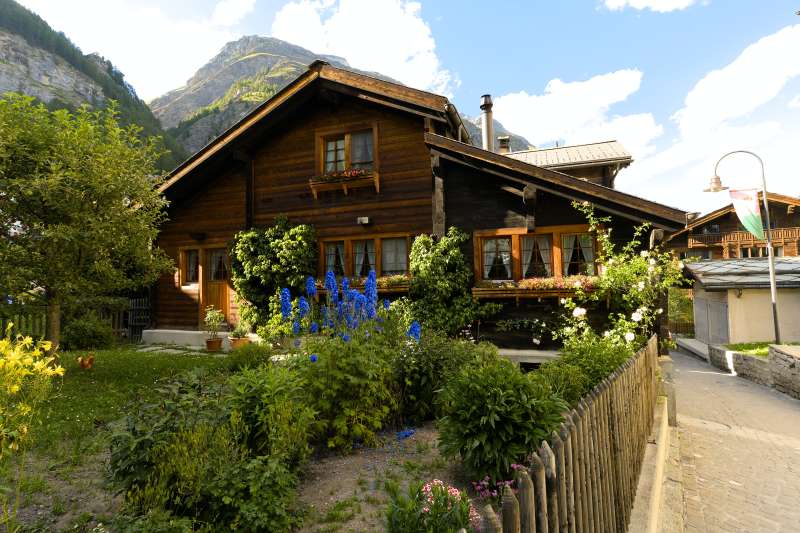 Deep Cleaning for 3-Bedroom House